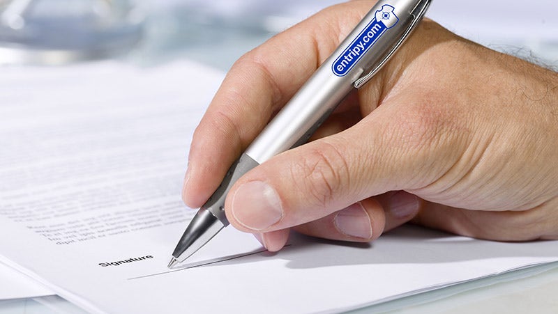 Why Your Business Needs Custom Promotional Pens