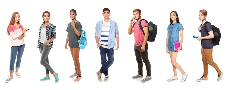 How to Make a Fashion Statement on Campus with Custom Clothing