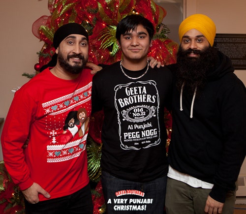 Jus Reign wearing his custom apparel and doing a meet and greet with fans.