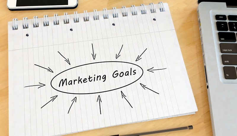 How Custom Apparel Can Help Your Business Meet Your Marketing Goals This Year